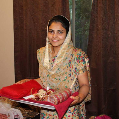 Bride before Makeup Bride before Makeup